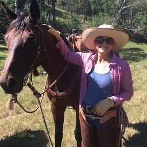 Meet your Posher, Liz